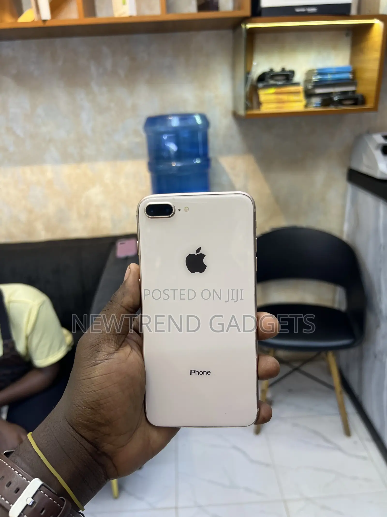 Apple iPhone 8 Plus 64 GB Bronze