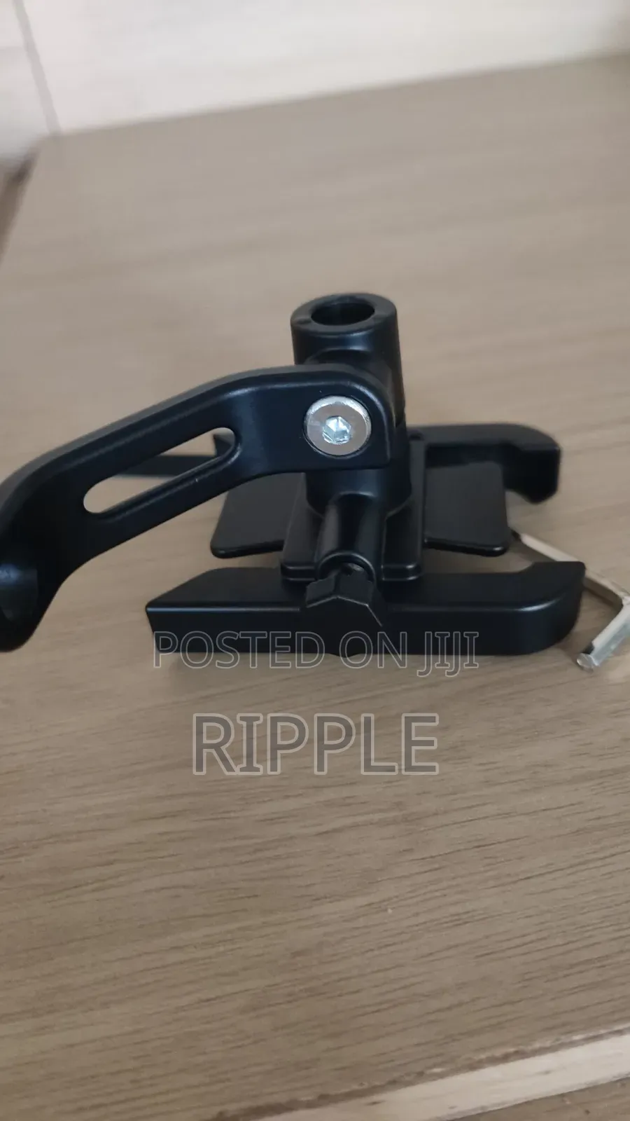 360° Rotating Motorcycle Phone Holder – Metal Handlebar Mount