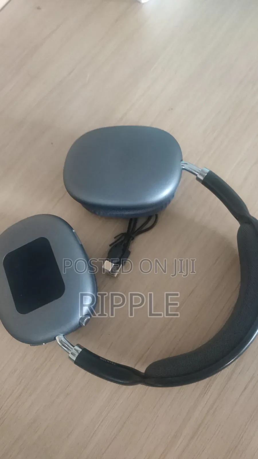 Wireless Bluetooth Headphones – HiFi Stereo & LED Display
Description:
