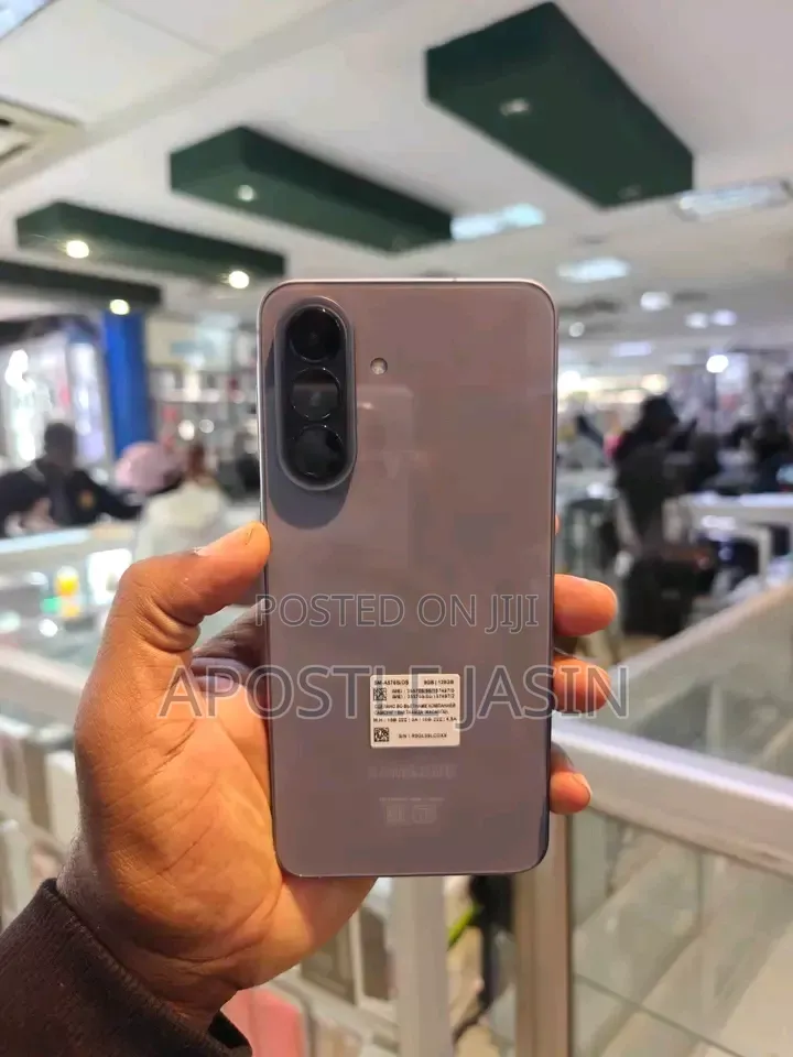 New Samsung Galaxy A57 256 GB Gray