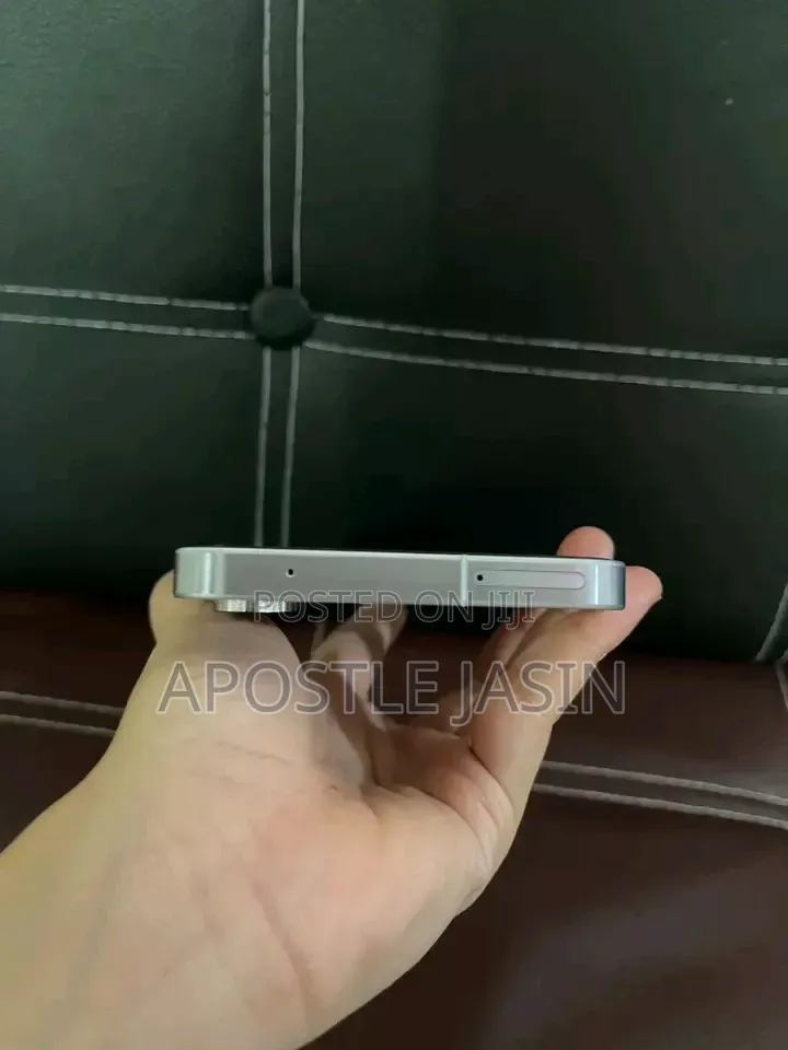 New Samsung Galaxy A55 256 GB Gray