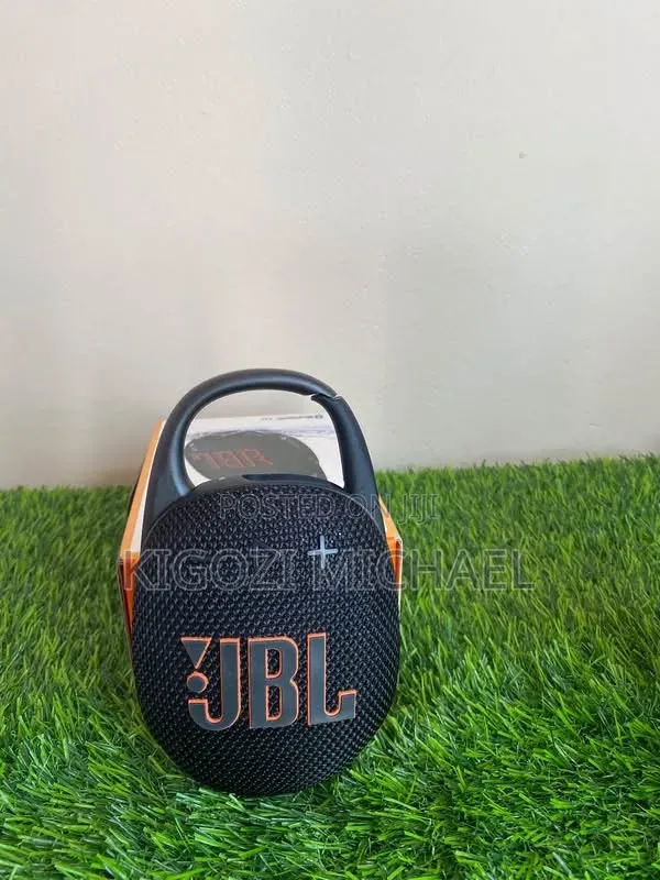 JBL Clip 5 Bluetooth Speaker