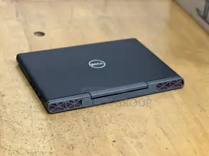 Laptop Dell Inspiron 15 7000 8GB Intel Core i7 SSHD (Hybrid) 256GB