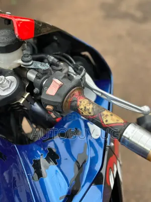 Honda CBR 2010 Blue