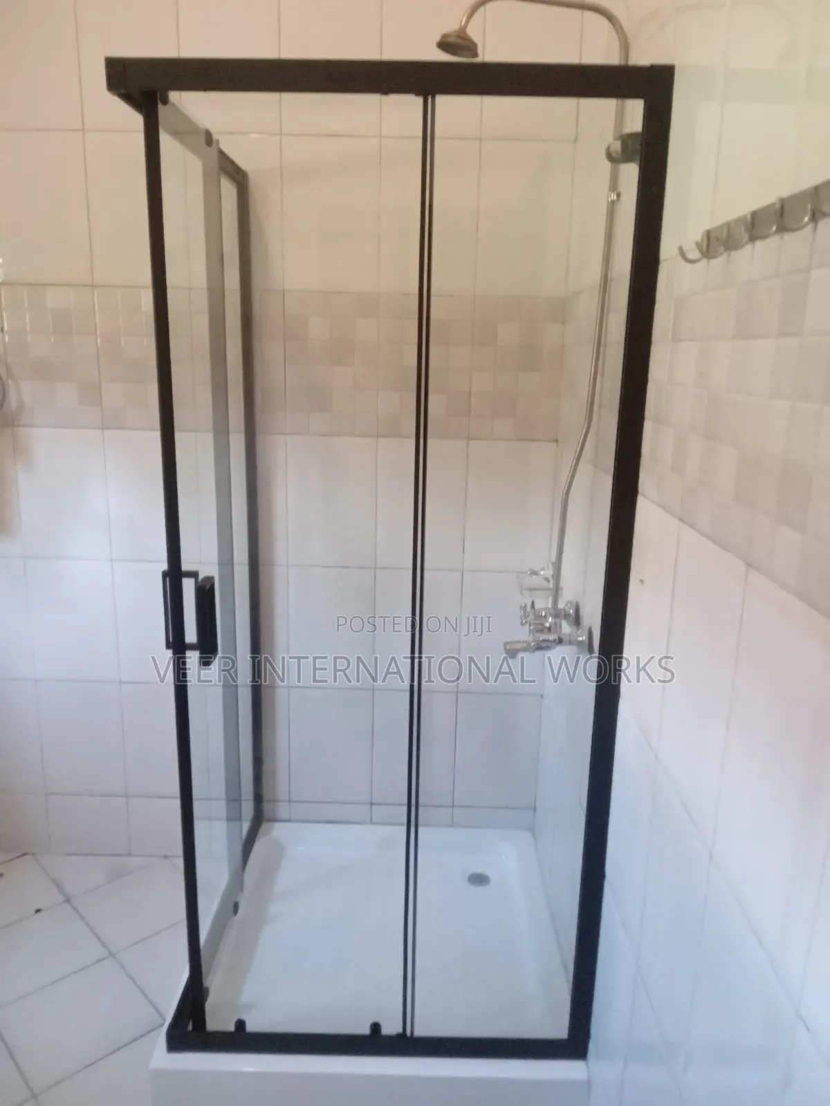 Luxury Corner Shower Cabinet