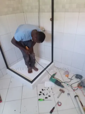 Luxury Corner Shower Cabinet