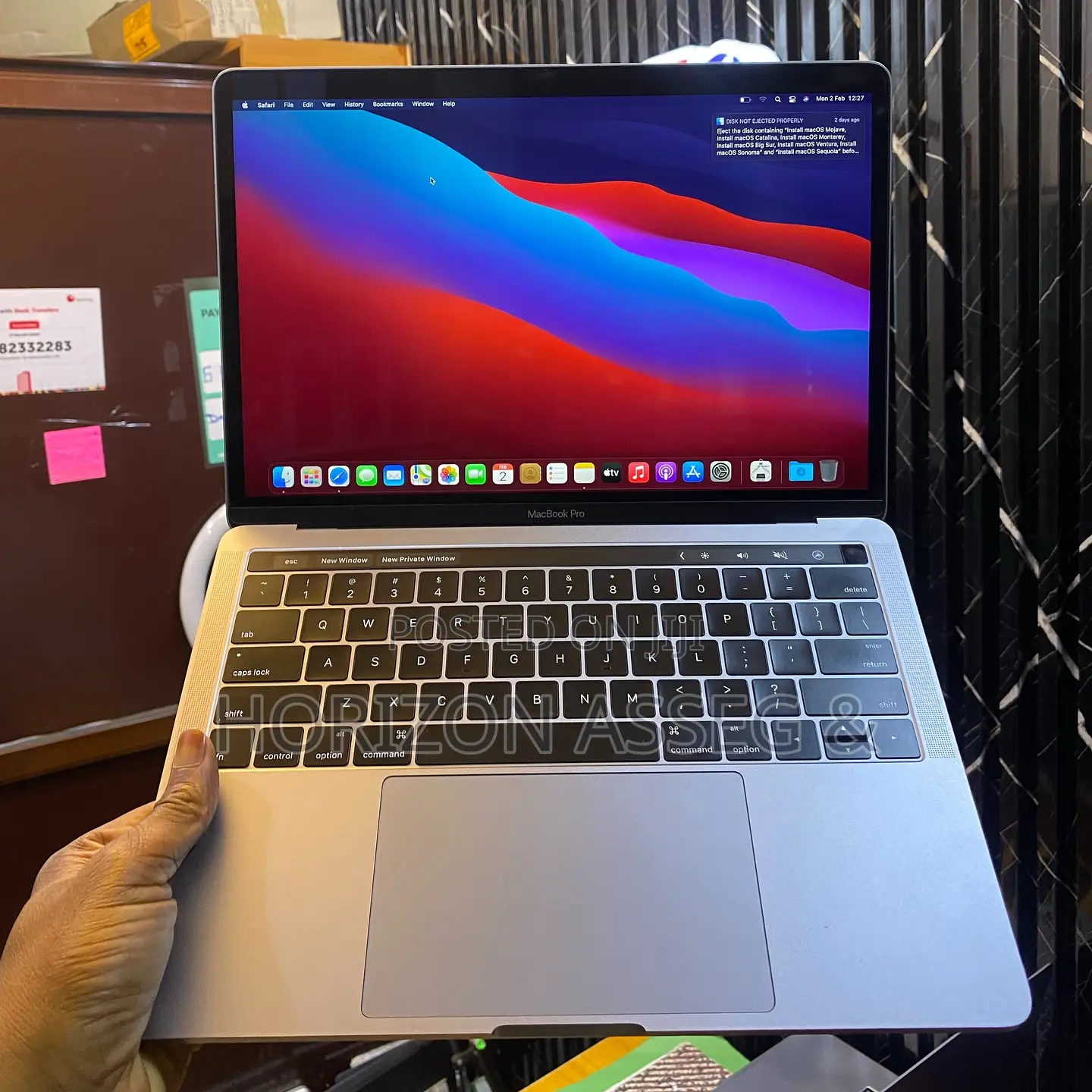 New Laptop Apple MacBook Pro 2016 16GB Intel Core i5 SSD 512GB