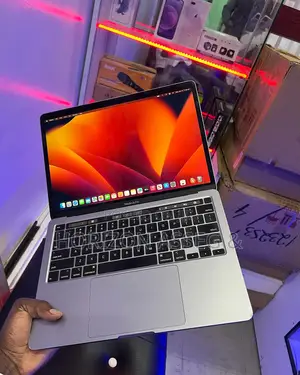 New Laptop Apple MacBook Pro 2016 16GB Intel Core i7 SSD 512GB
