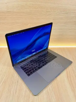 New Laptop Apple MacBook Pro 2016 16GB Intel Core i7 SSD 512GB