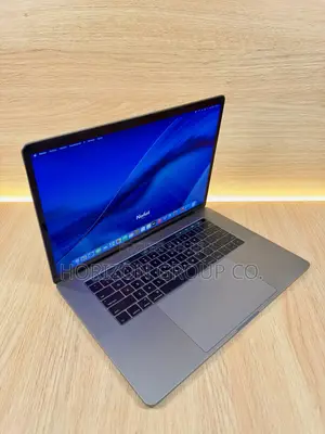 New Laptop Apple MacBook Pro 2016 16GB Intel Core i7 SSD 512GB