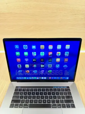 New Laptop Apple MacBook Pro 2016 16GB Intel Core i7 SSD 512GB