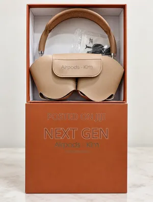 Airpods Max Headphones (Kim Style)