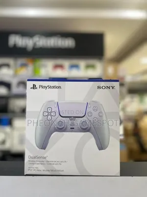 Playstation 5 Game Pad. Brand New White Dualsense Wireless Controllers