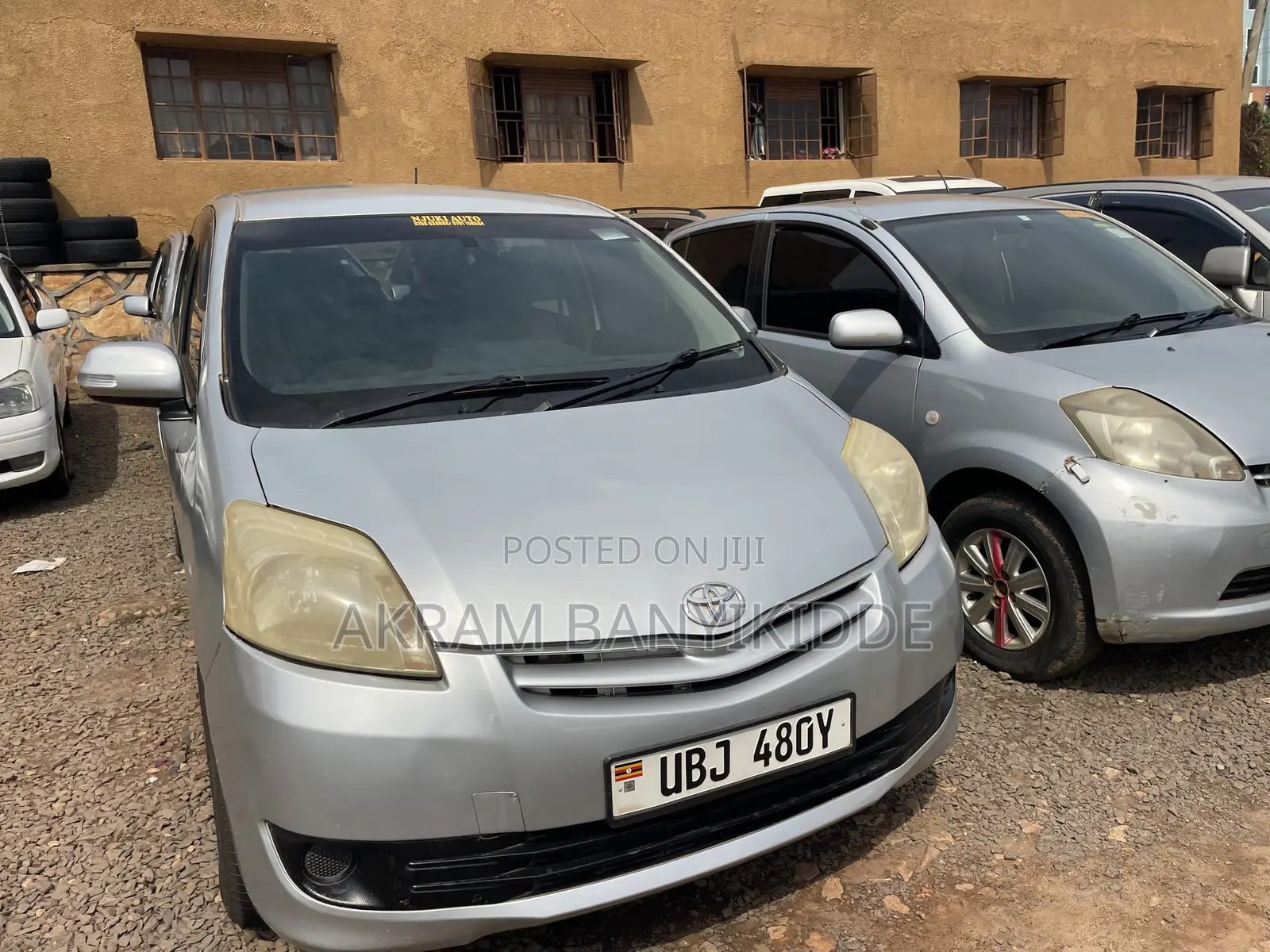 Toyota Passo Sette 2009 Silver