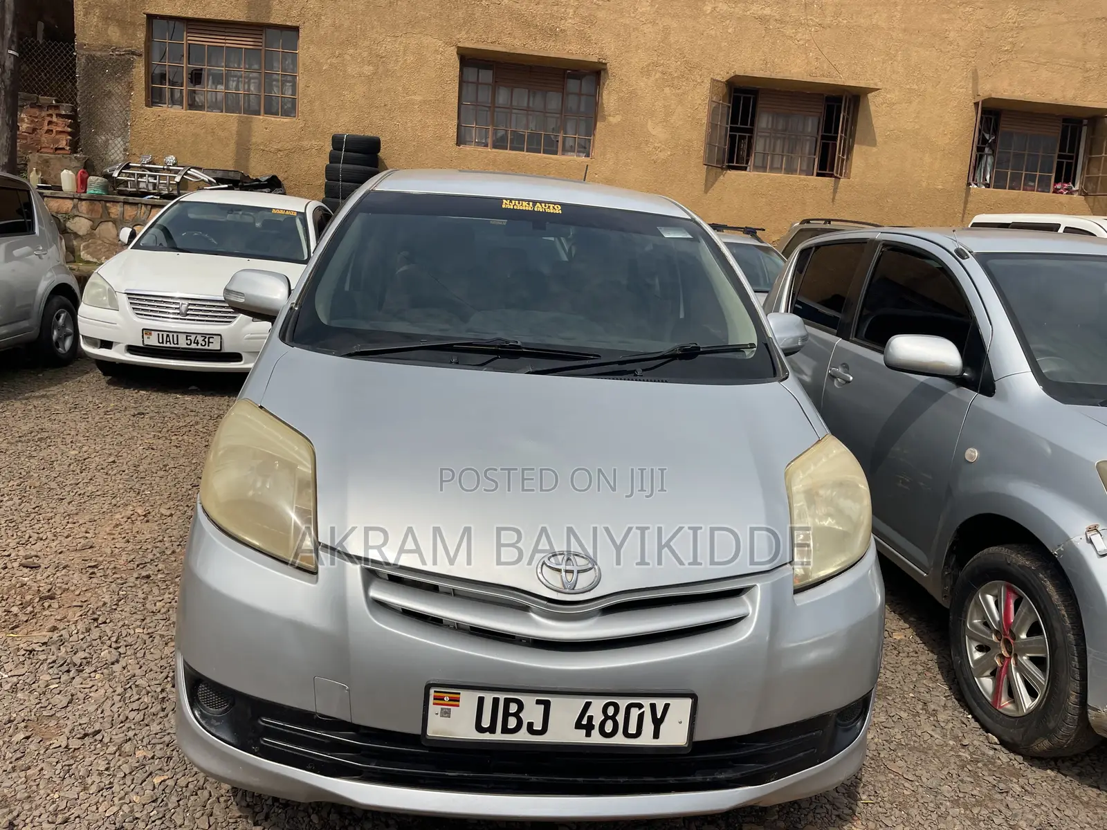 Toyota Passo Sette 2009 Silver