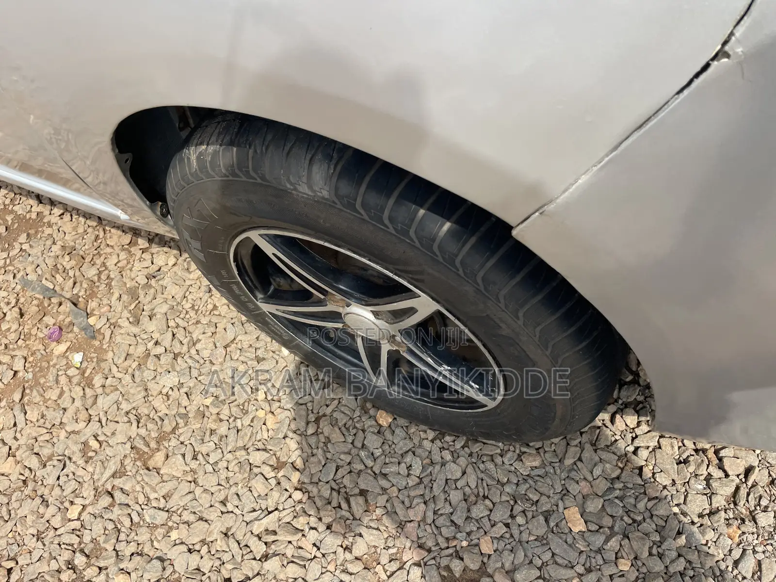 Toyota Passo Sette 2009 Silver