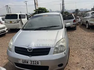 Toyota Corolla Spacio 2004 Silver