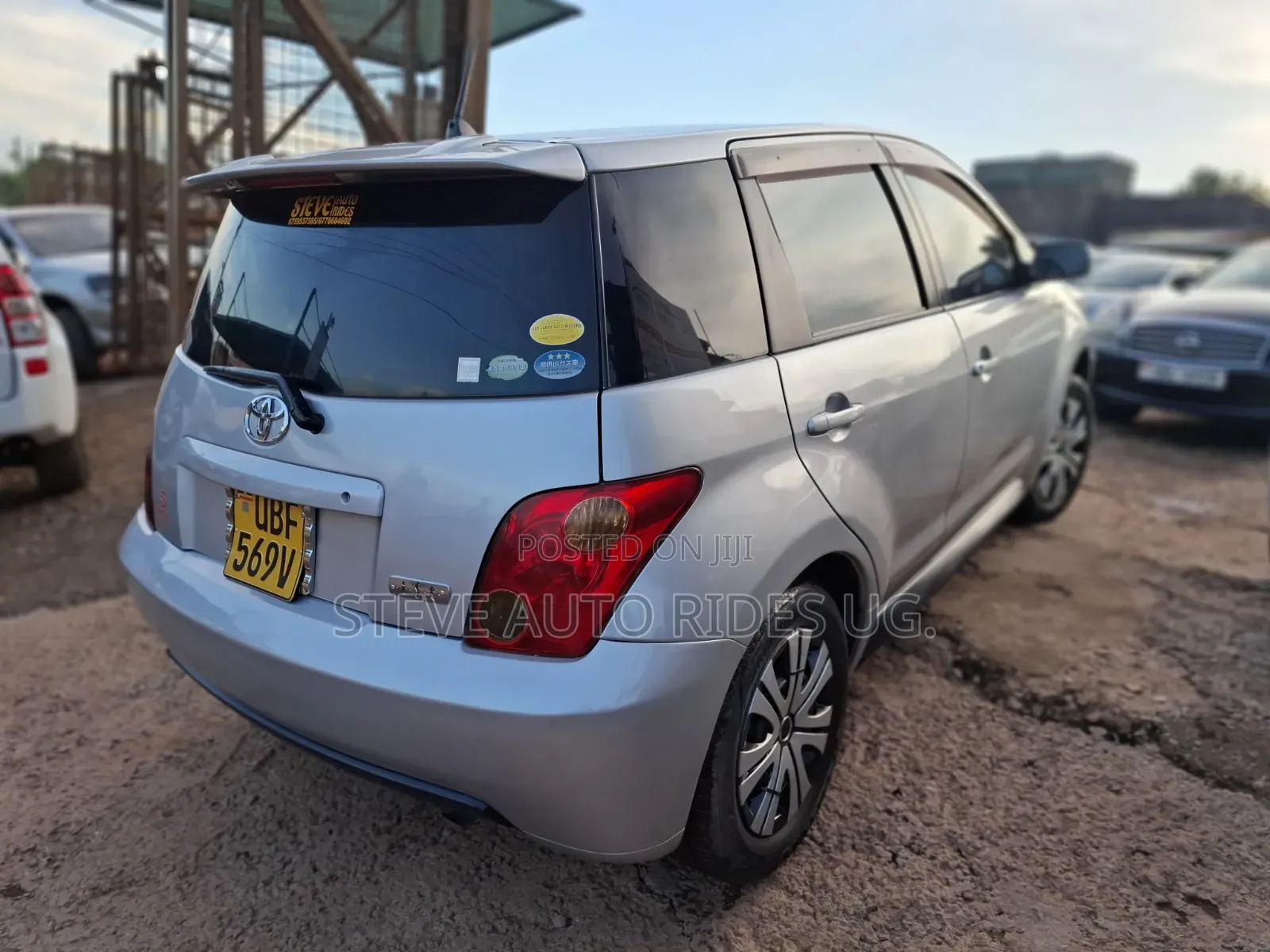 Toyota IST 2005 Silver
