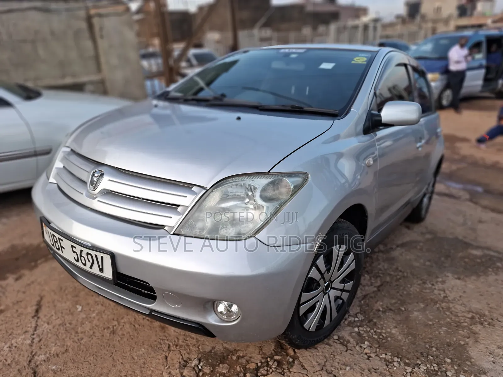 Toyota IST 2005 Silver