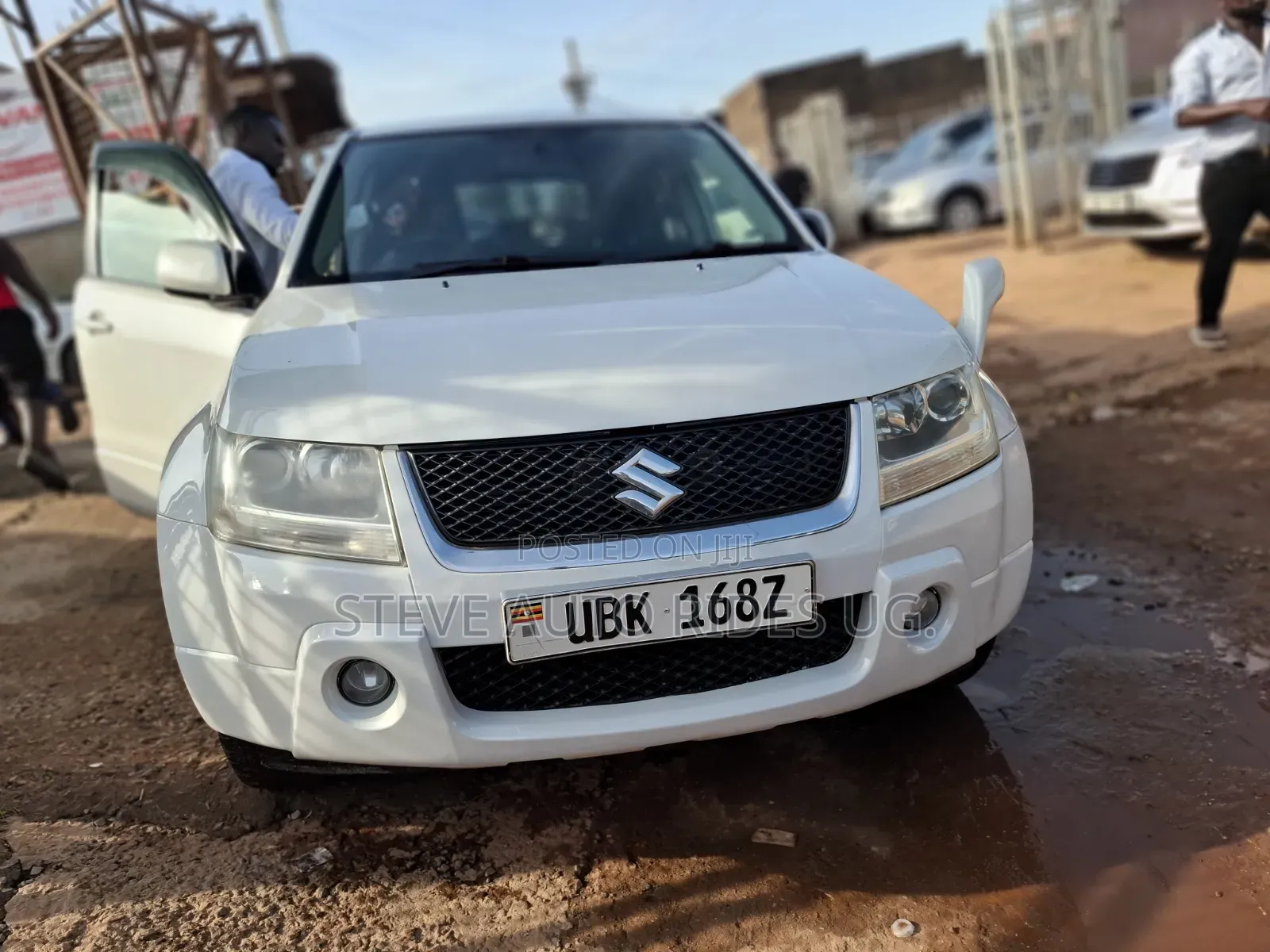Suzuki Escudo 2008 White