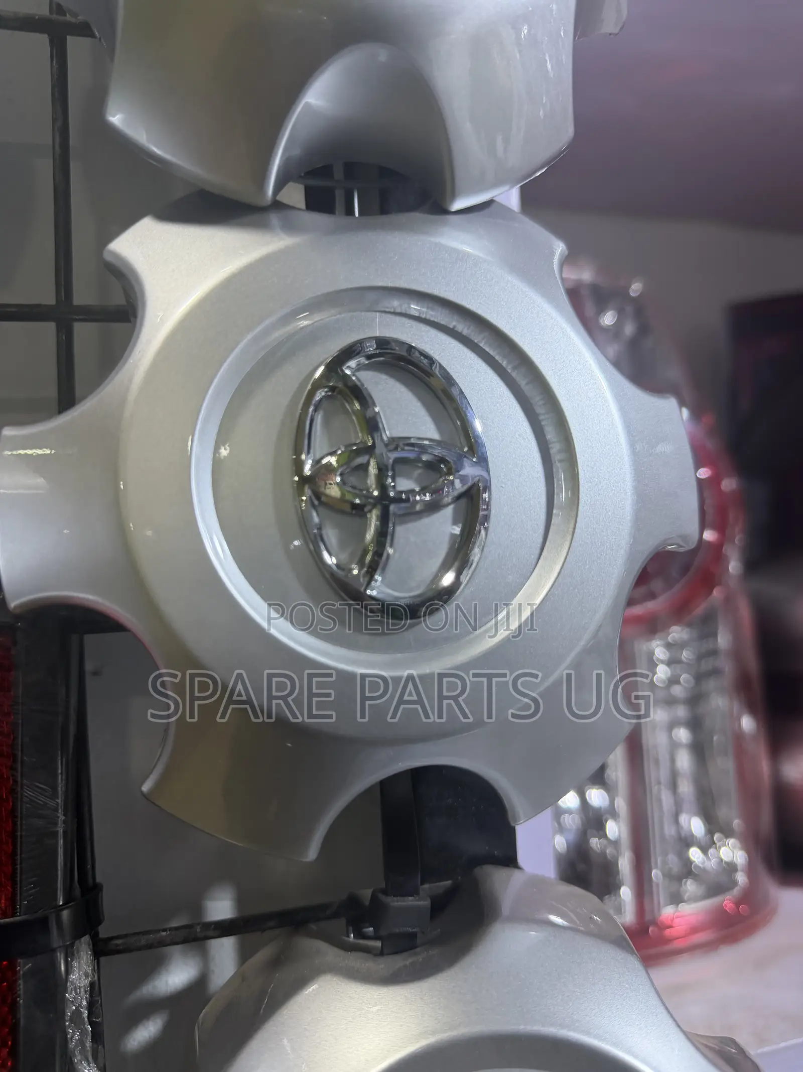 Hilux Revo / Rocco Wheel Rim Center Cap Cover