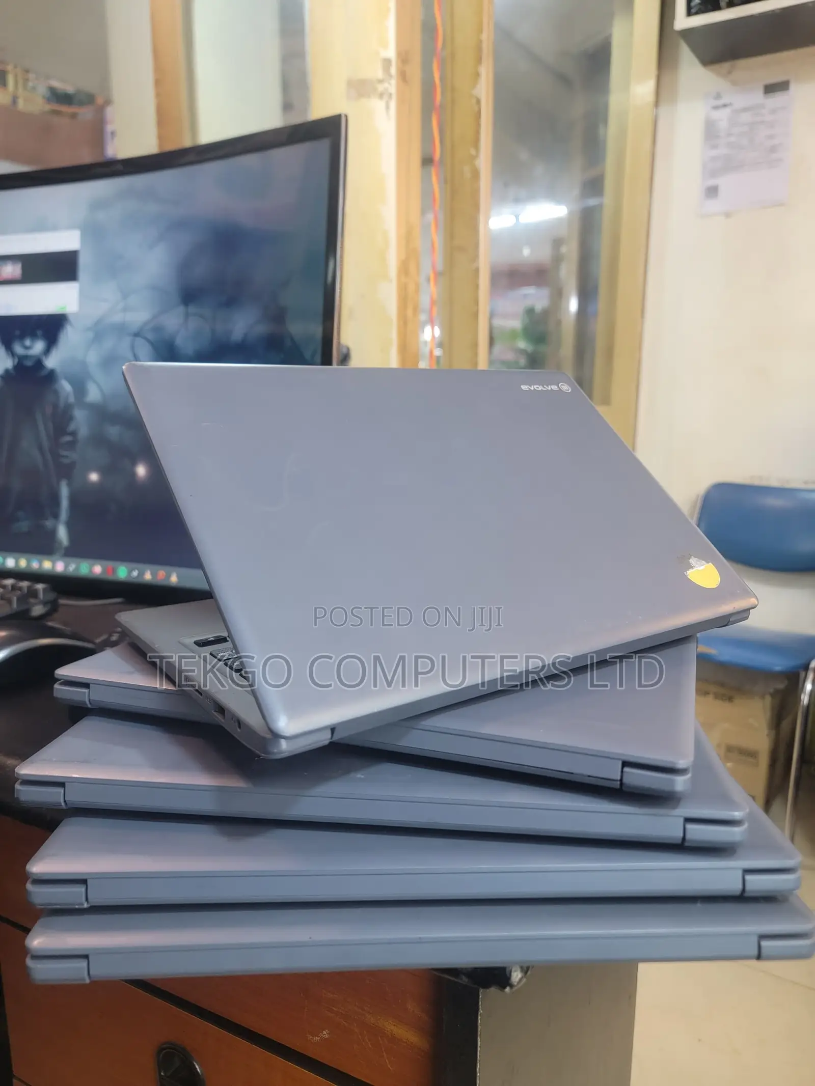 Laptop Evoo 4GB Intel Celeron SSD 128GB