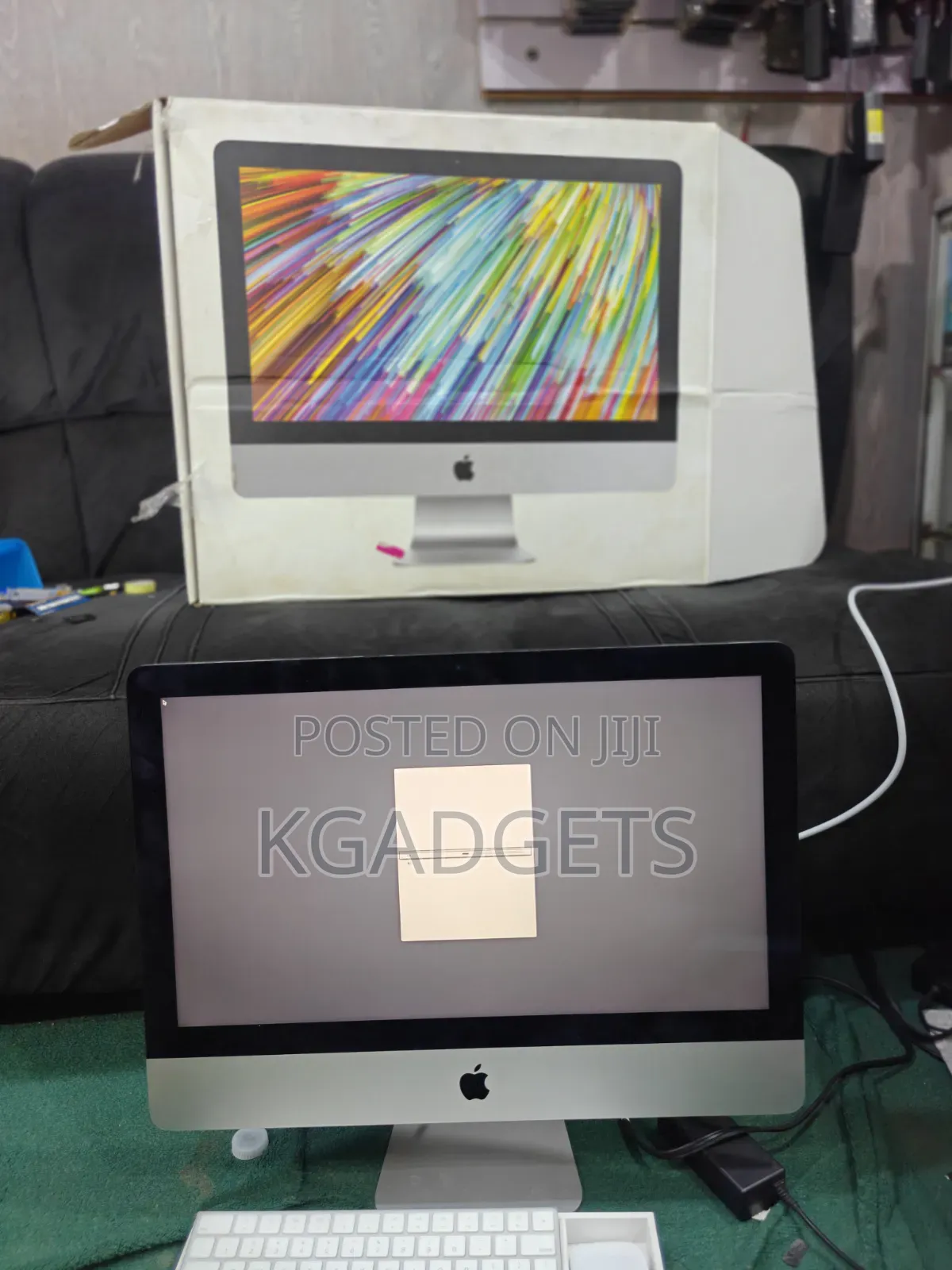 New Desktop Computer Apple iMac 8GB Intel Core i3 SSD 256GB