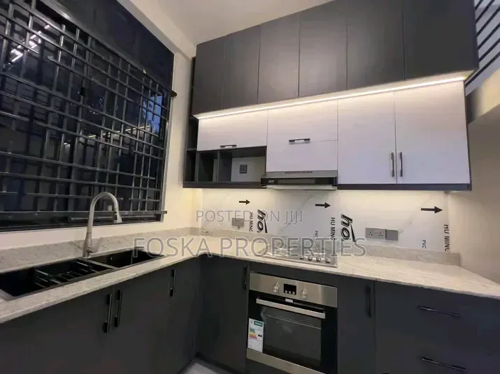 3bdrm Apartment in Muyenga Estate, Central Division for rent
