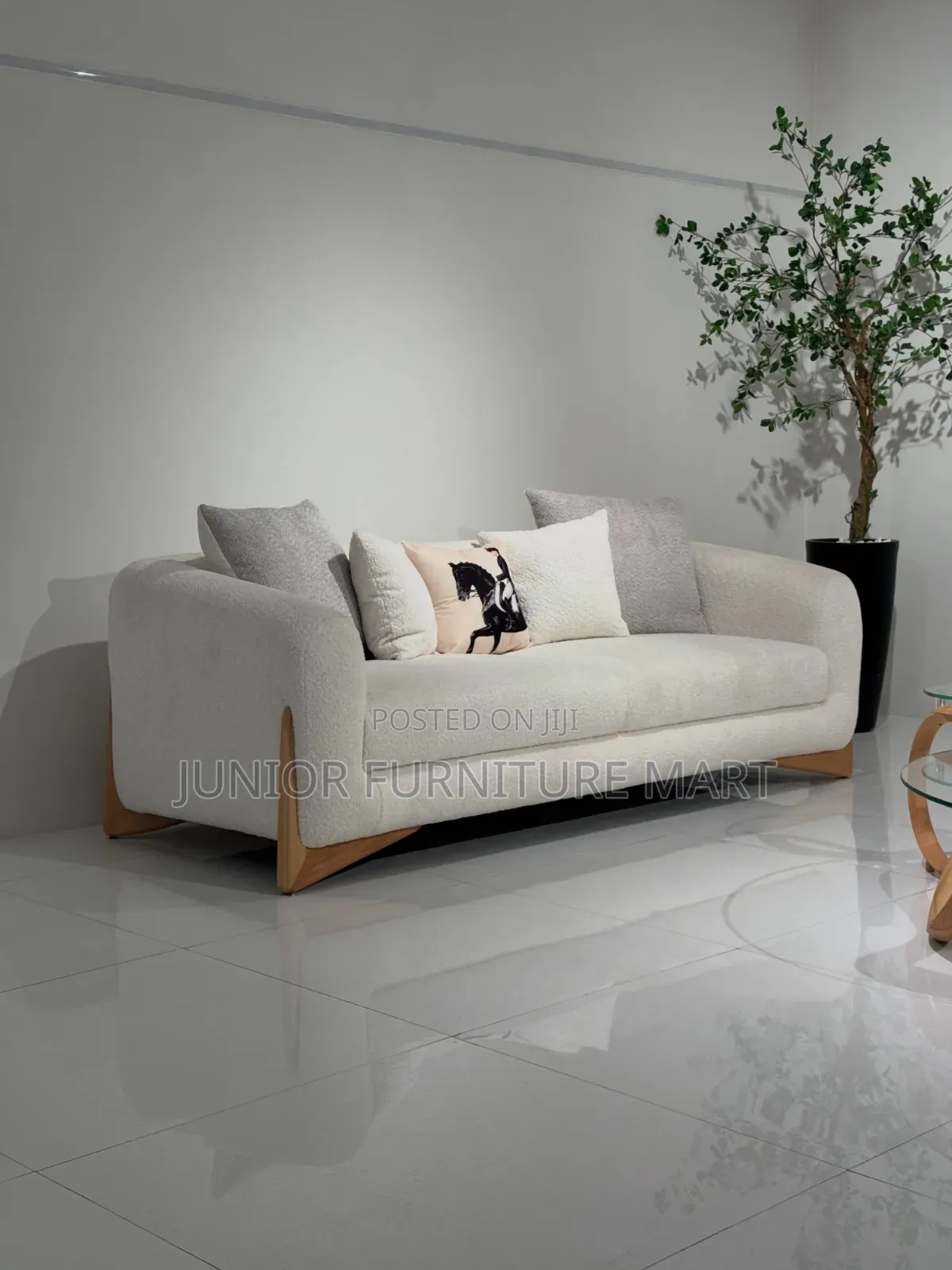 Modern Sofa Set in Soft Cream Fabric