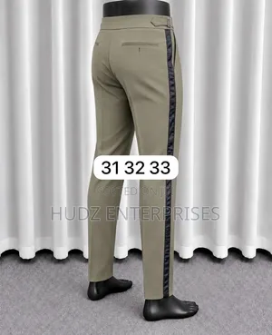 Groomy Beltless Pant
