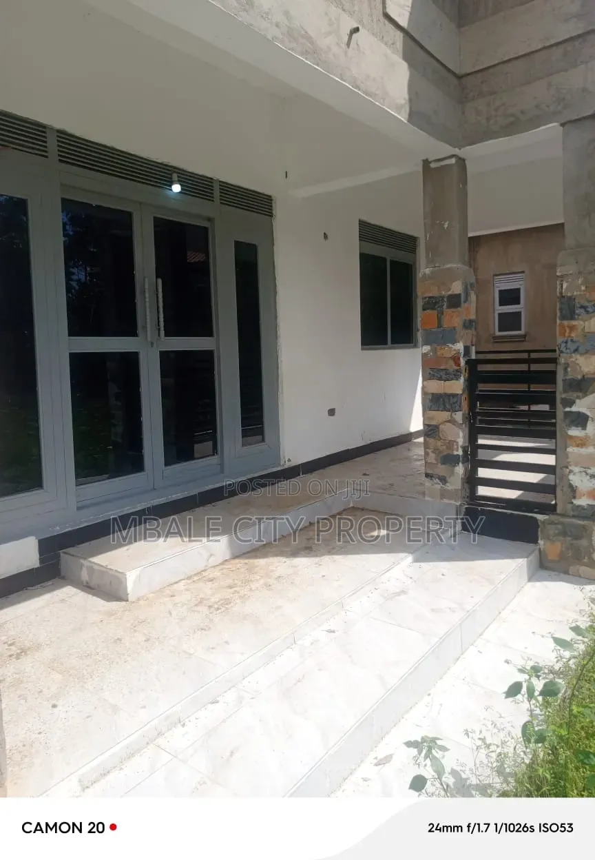 3bdrm House in Mbale for sale