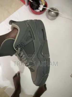 Jordan 5 Size 43
