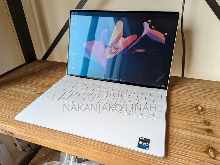 New Laptop Dell XPS 13 Plus 9320 16GB Intel Core i7 SSD 512GB