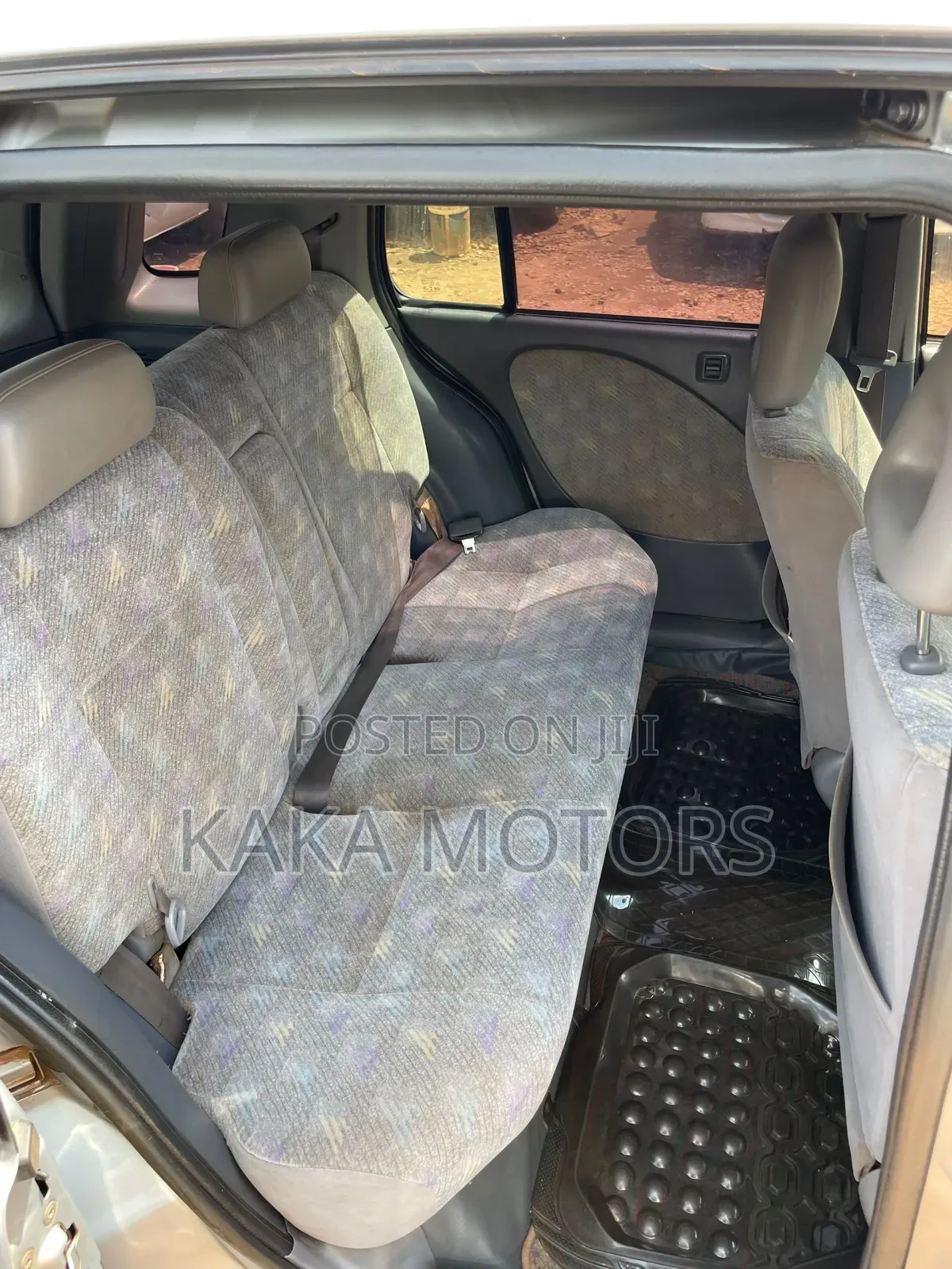 Toyota Raum 1.5 AWD 2001 Silver