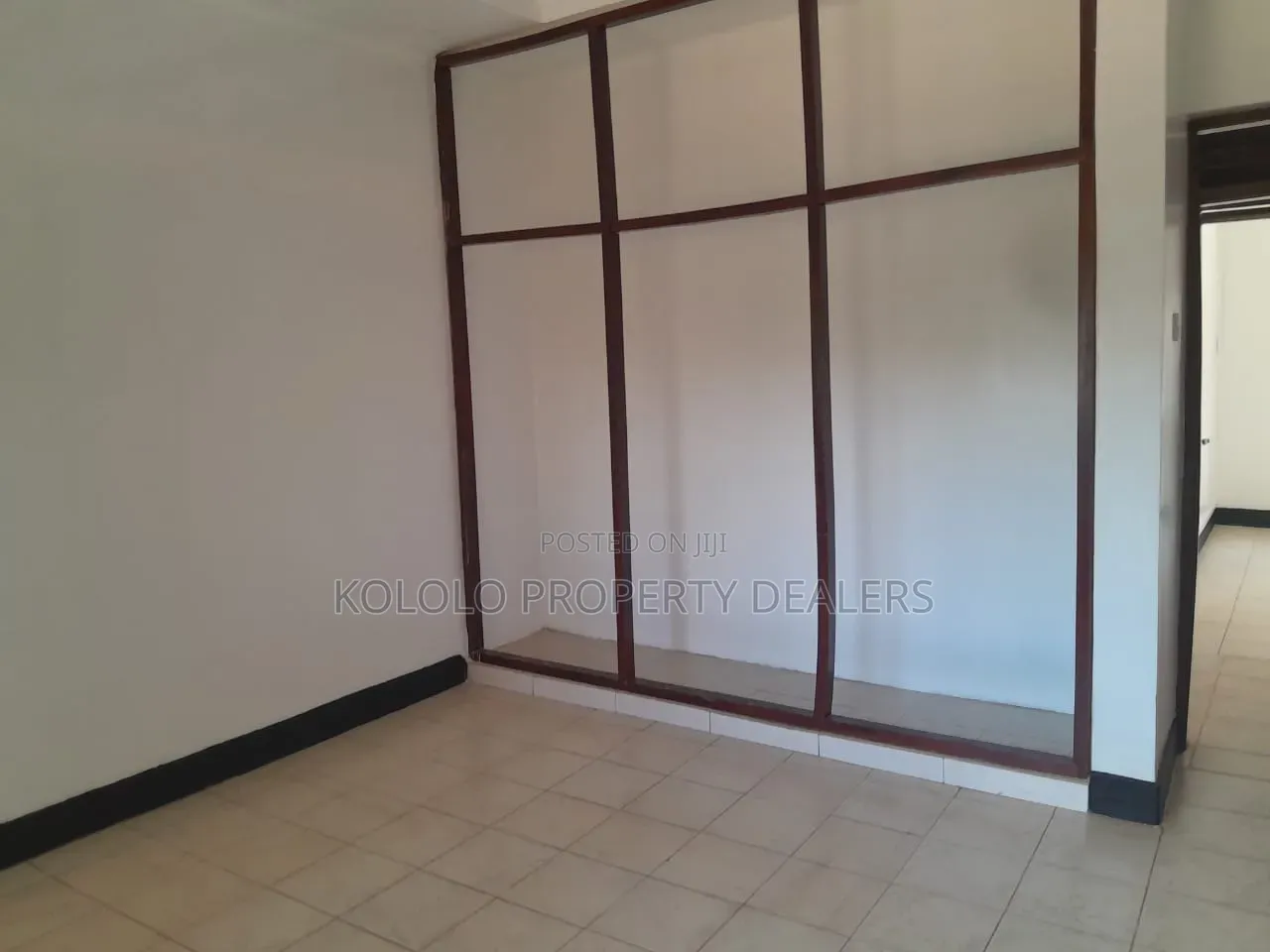 5bdrm Mansion in Naguru, Central Division for sale