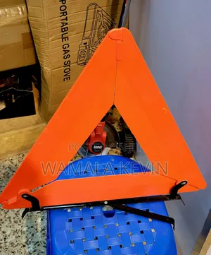 A Triangular Reflector