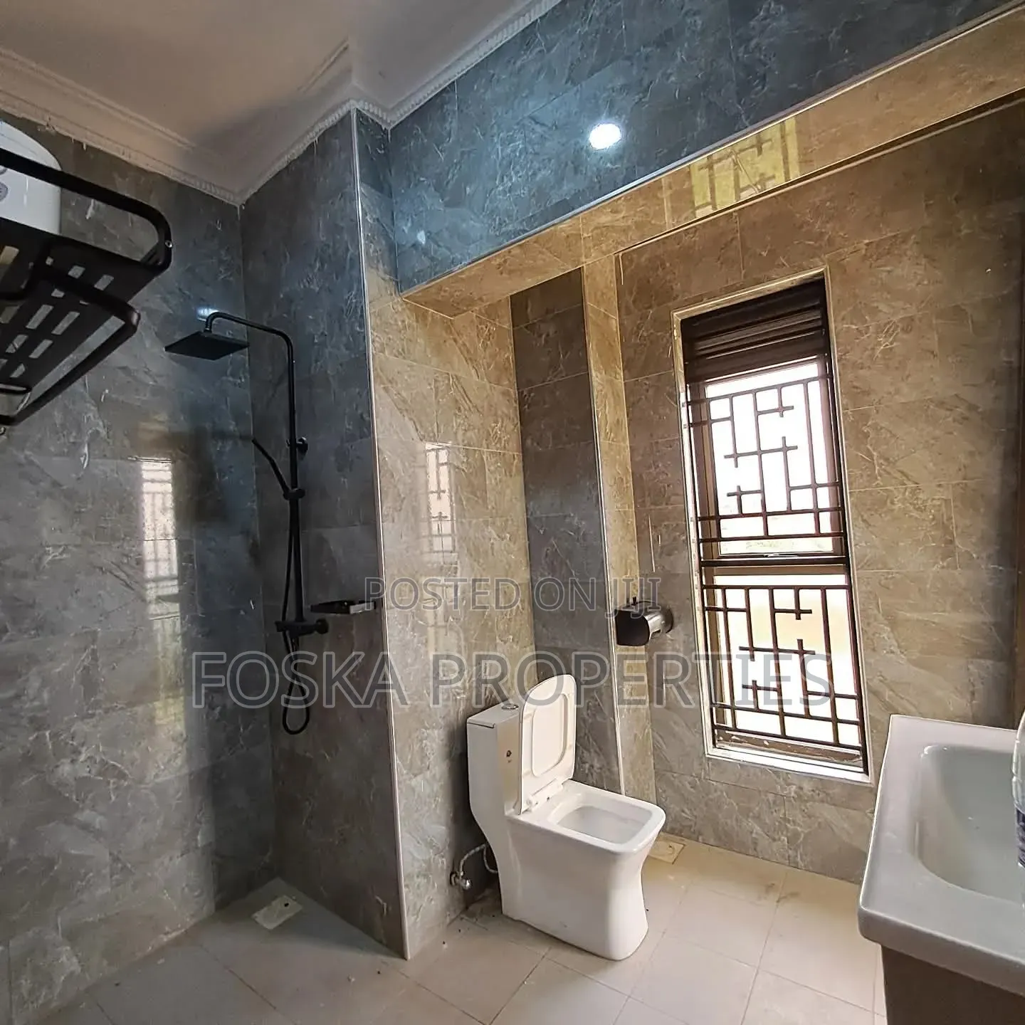 2bdrm Apartment in Namuwongo, Central Division for rent