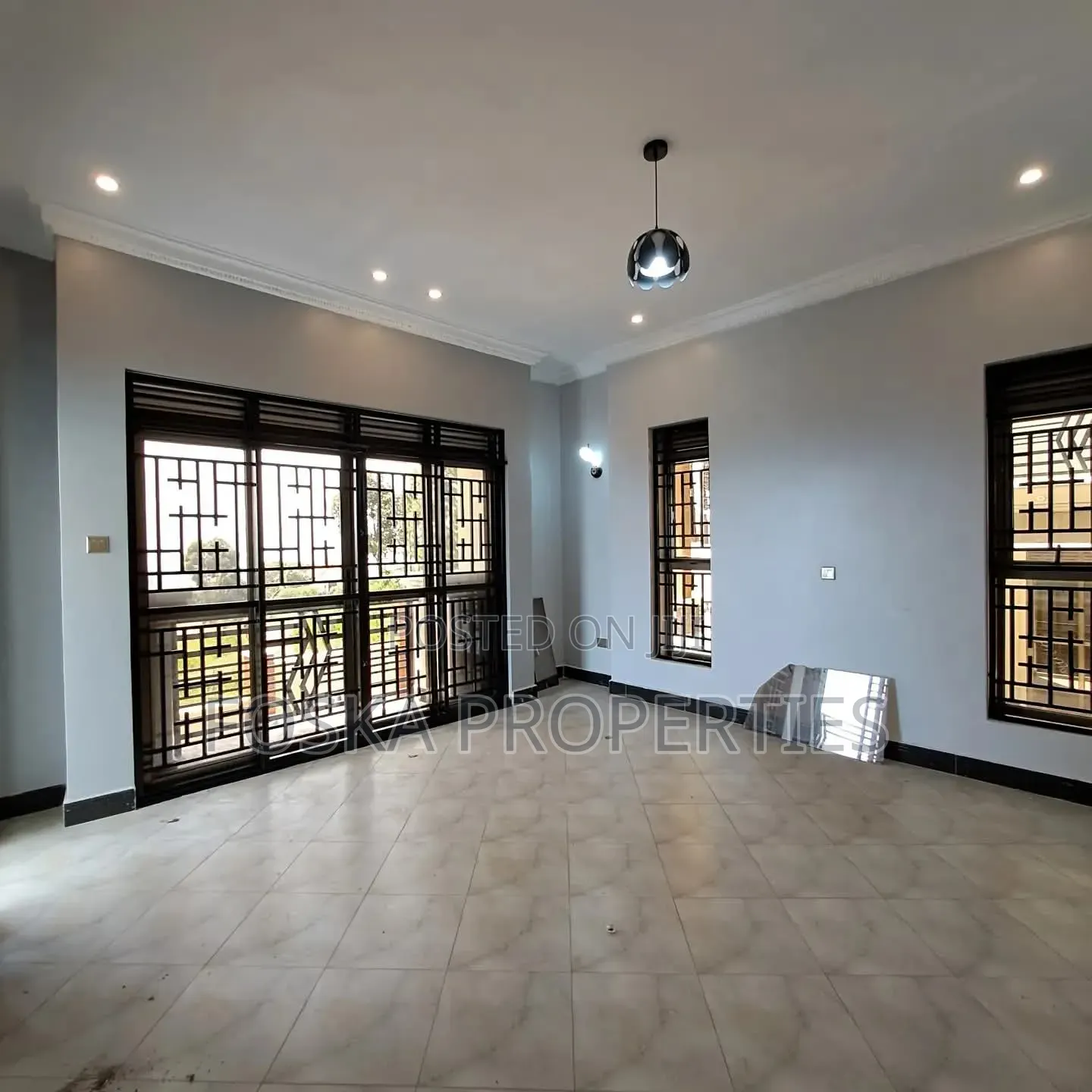 2bdrm Apartment in Namuwongo, Central Division for rent