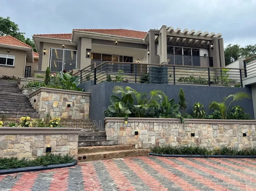 4bdrm House in Kira, Central Division for sale