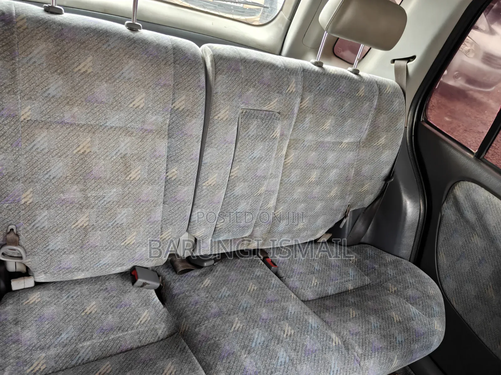 Toyota Raum 2000 Black