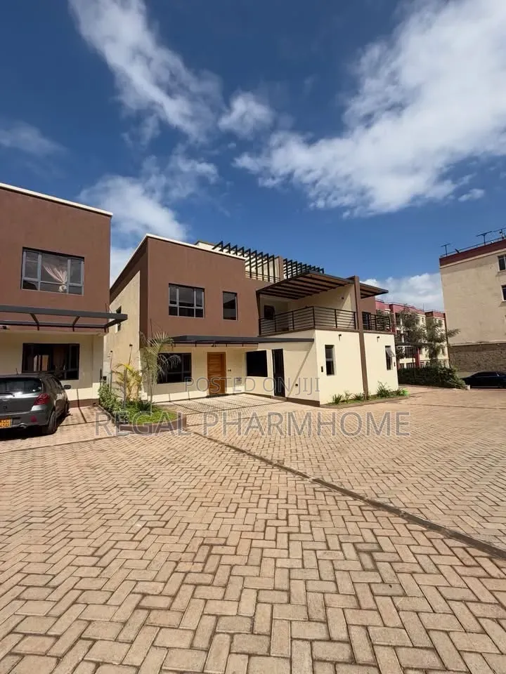 3bdrm Villa in Muyenga, Central Division for rent