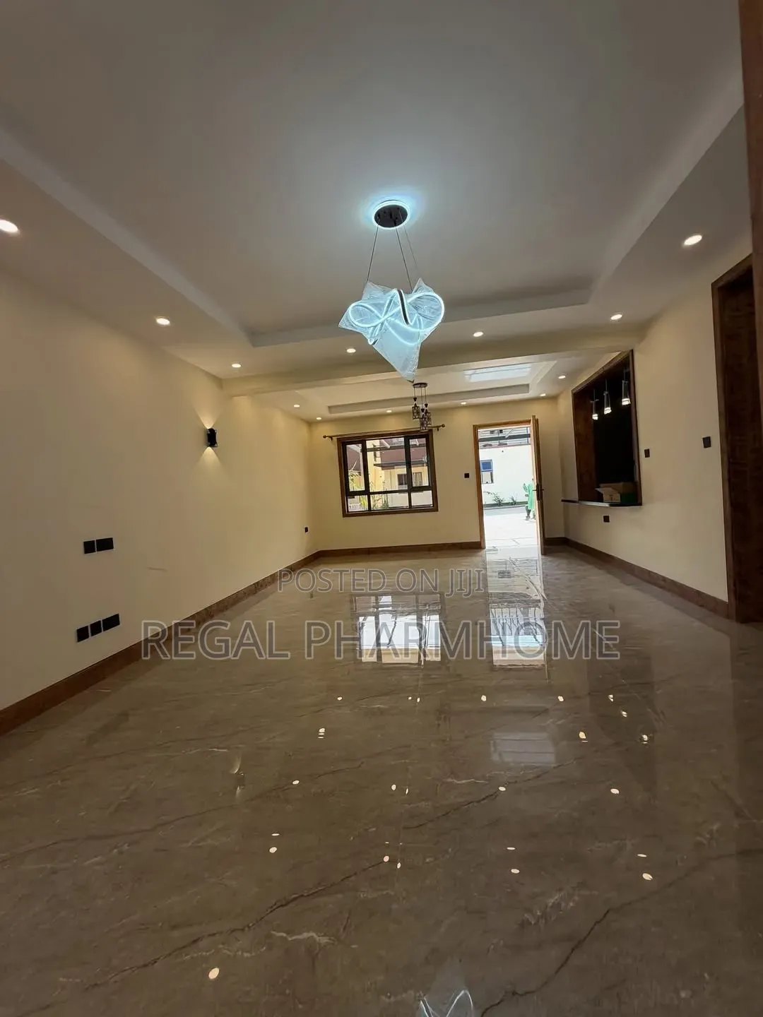 3bdrm Villa in Muyenga, Central Division for rent