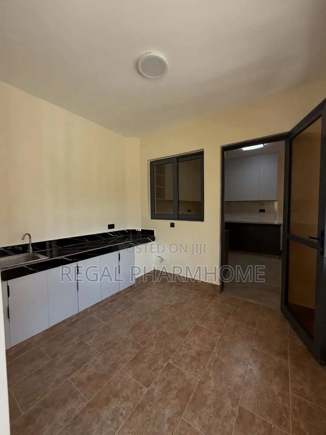 3bdrm Villa in Muyenga, Central Division for rent