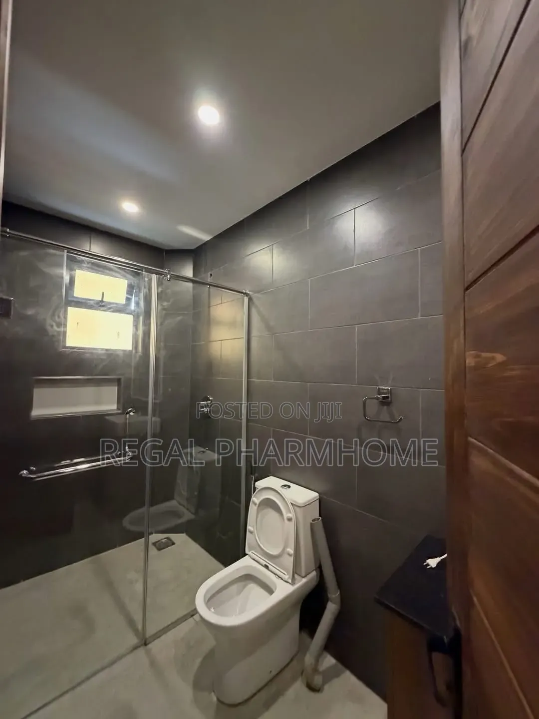 3bdrm Villa in Muyenga, Central Division for rent