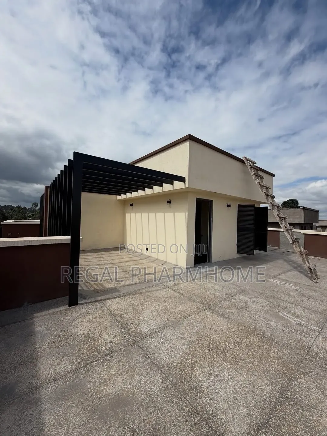 3bdrm Villa in Muyenga, Central Division for rent