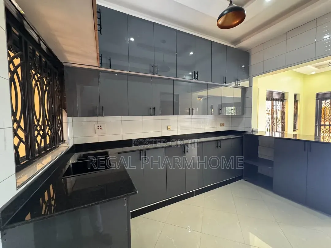 3bdrm Bungalow in Kigo, Central Division for rent