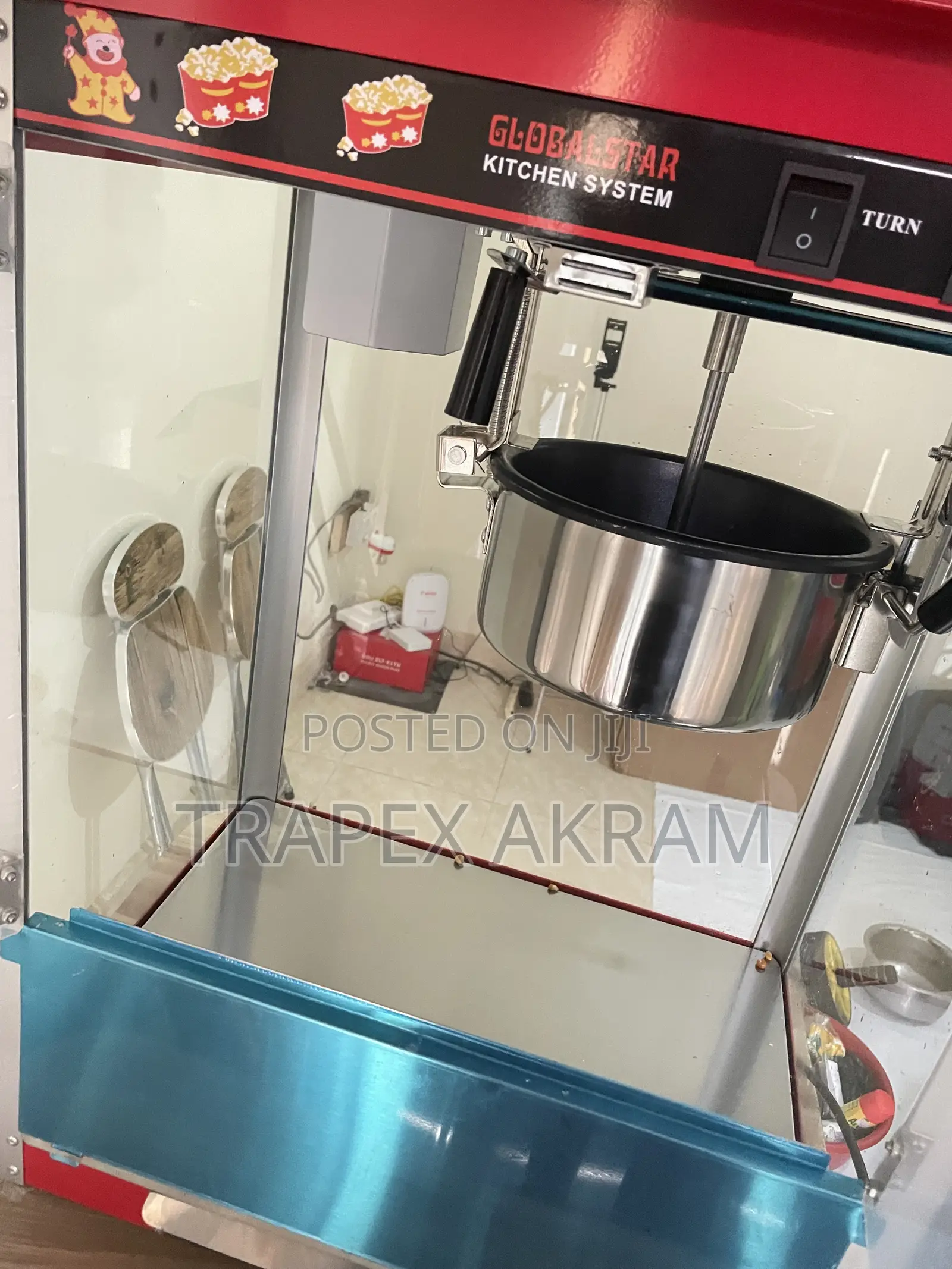 Pop Corn Machine