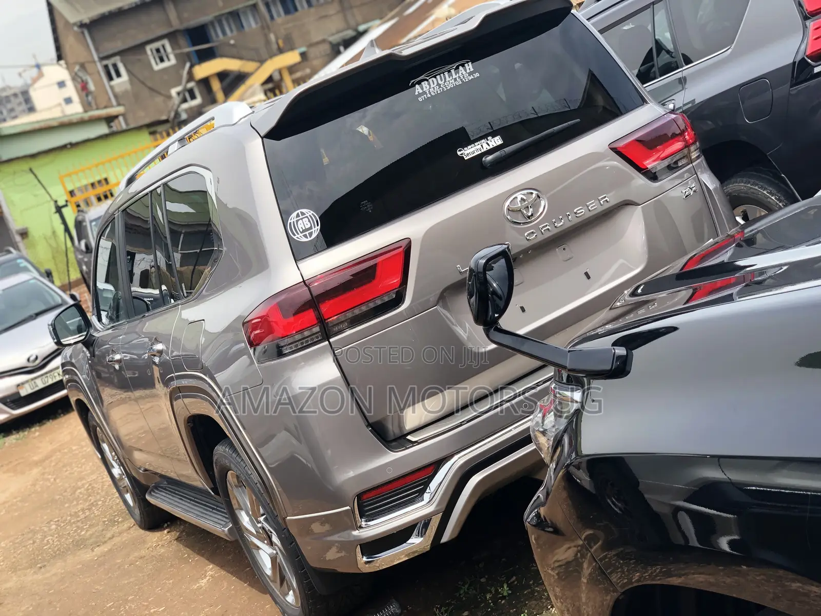 Toyota Land Cruiser LC300 2023 Silver