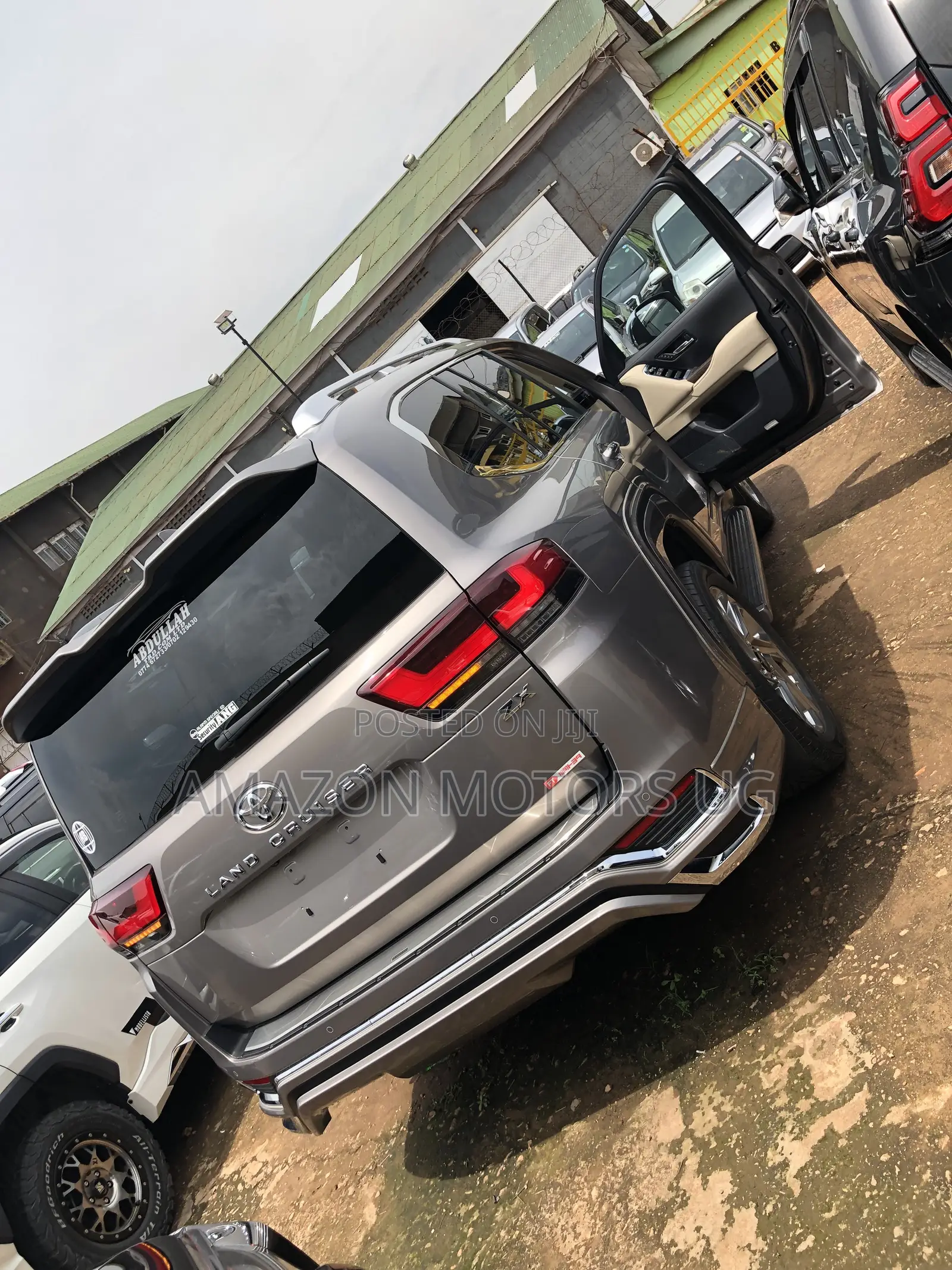Toyota Land Cruiser LC300 2023 Silver