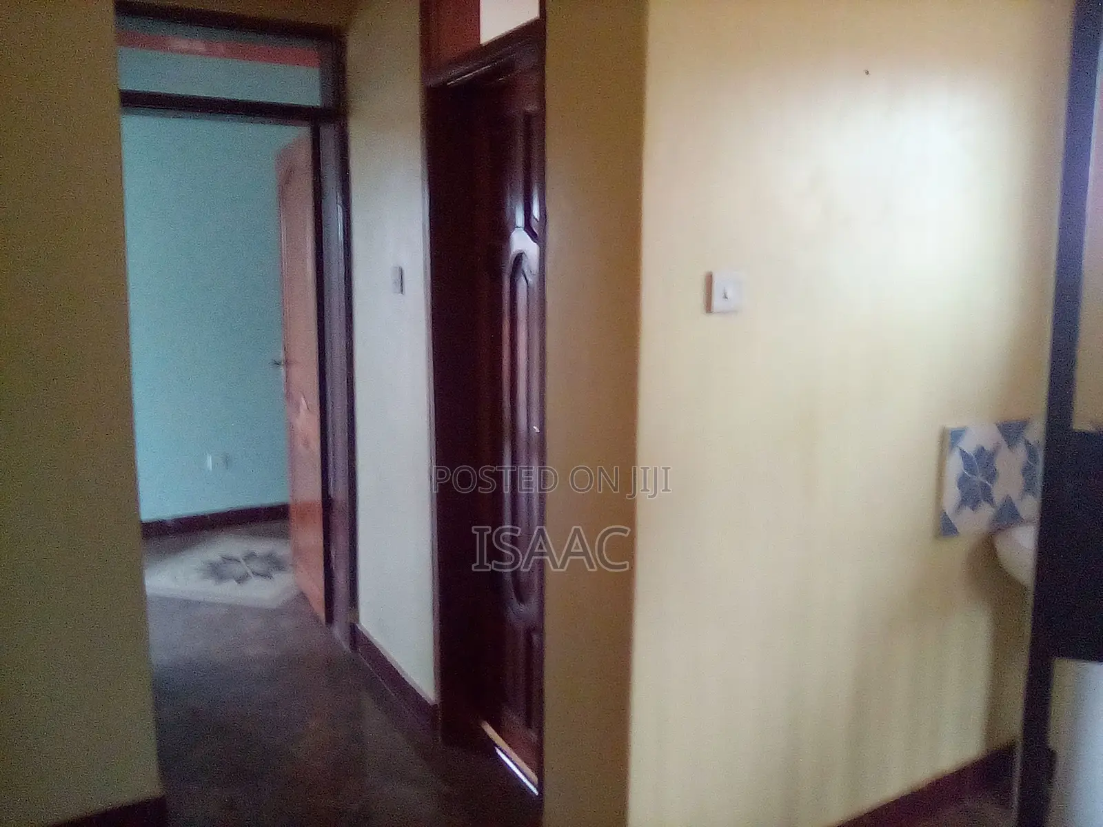4bdrm Mansion in Nabweru for sale